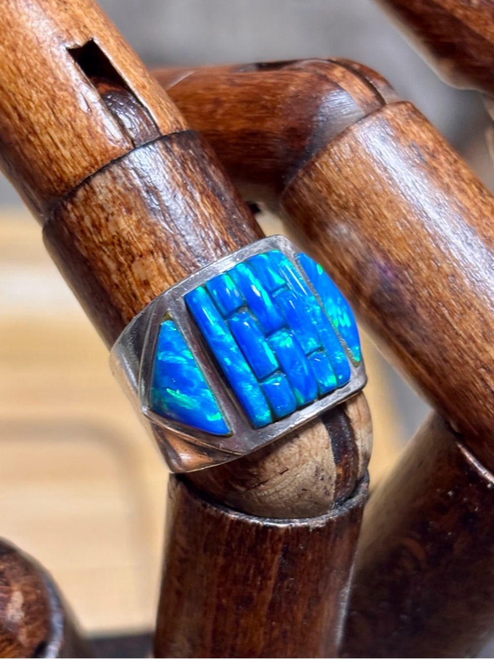 Rare Vintage Handmade Zuni 925 Sterling Silver Inlaid Cornrow Design Opal Ring